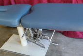 ADJUSTING TABLE