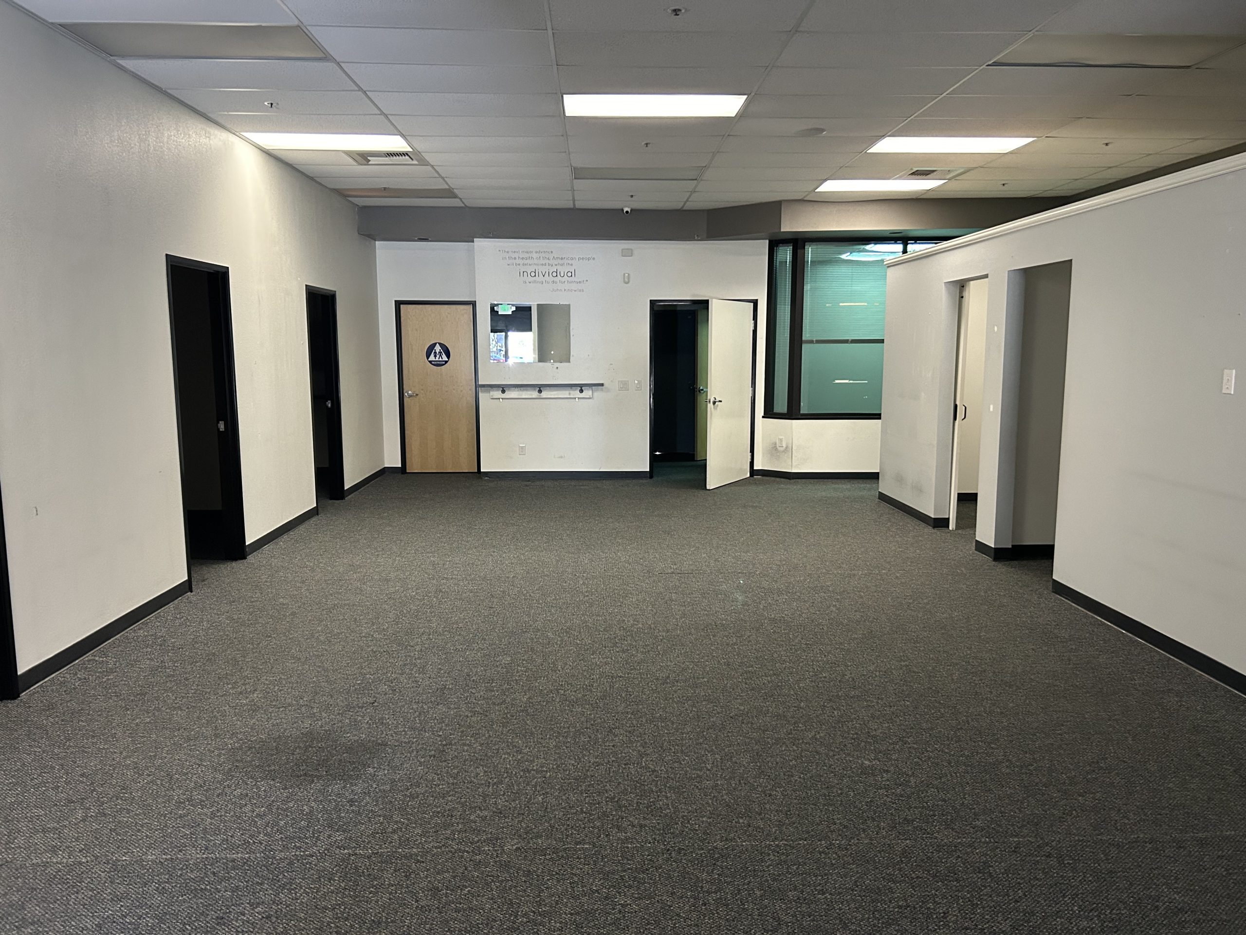 Chiropractic office for lease