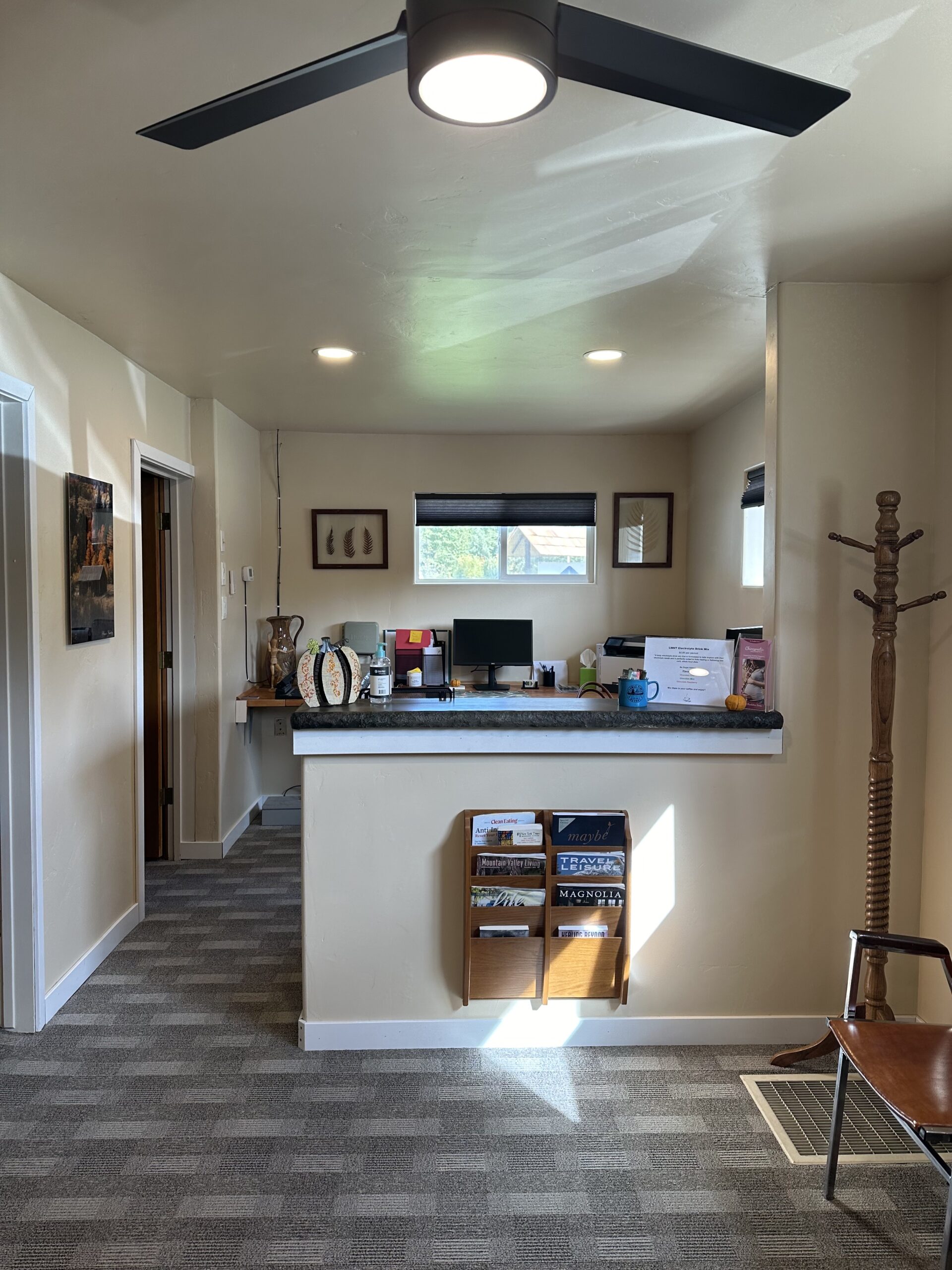 Associate Doctor in Mountain Town